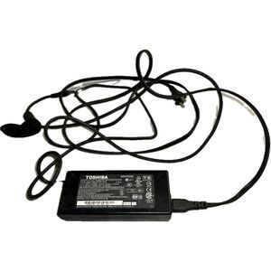 Genuine Toshiba Laptop Charger AC Adapter‎ Power Supply PA3990U-3ACA PA-1121-08